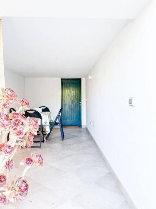 Hibryd: In Centro, A Due Passi Dal Mare Villa Oristano Luaran gambar